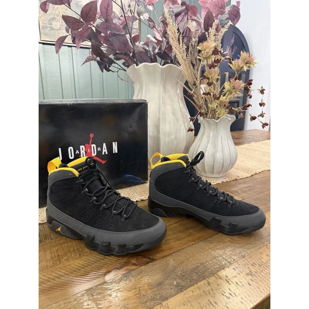 Air Jordan 9 Retro Black University Gold CT8019-070 Mens 9.5 w/ Box